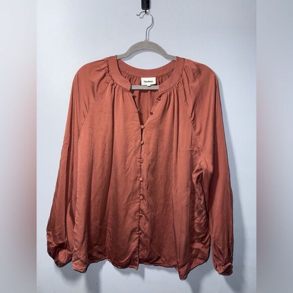 Darling Society Button Down Flowy Blouse In sable Size Medium EUC - Picture 2 of 12